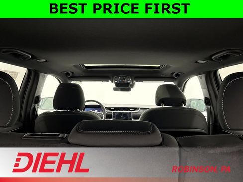 New 2025 Jeep Grand Cherokee Laredo X image 10