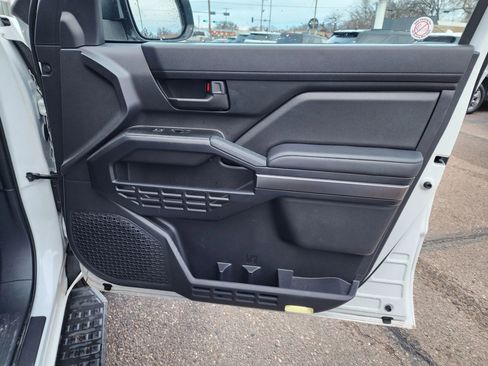 Used 2025 Toyota 4Runner SR5 image 8