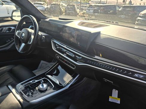 Used 2023 BMW X7 xDrive40i w/ M Sport Package image 12