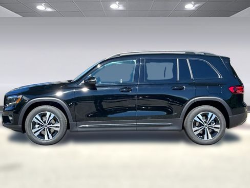 New 2026 Mercedes-Benz GLB 250 image 2