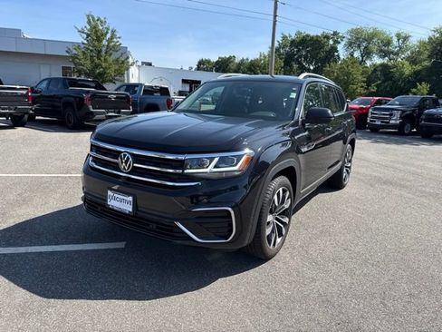 Used 2022 Volkswagen Atlas SEL Premium AWD/4WD image 2