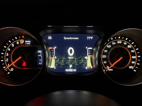 Used 2022 Jeep Gladiator Sport AWD/4WD image 31