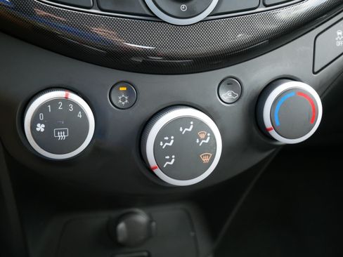 Used 2013 Chevrolet Spark LS FWD image 23