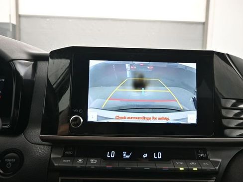 Used 2025 Toyota Camry LE w/ Convenience Package FWD image 17