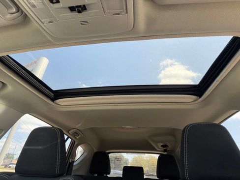 Used 2016 Toyota RAV4 XLE FWD image 21