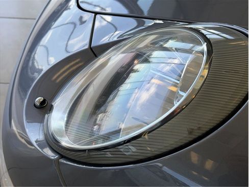 Used 2005 Porsche 911 Carrera S image 29