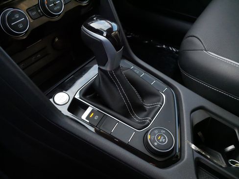 Certified 2024 Volkswagen Taos SEL image 24