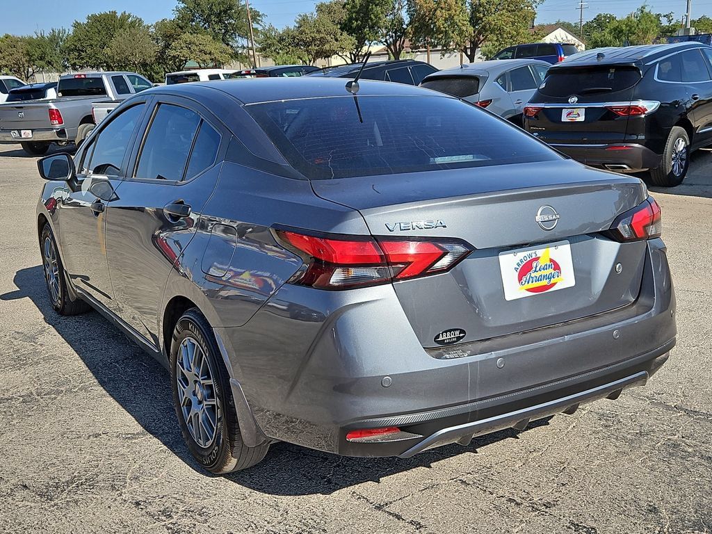 Used 2025 Nissan Versa S FWD image 8