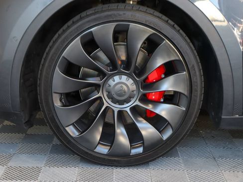 Used 2022 Tesla Model Y Performance AWD/4WD image 46