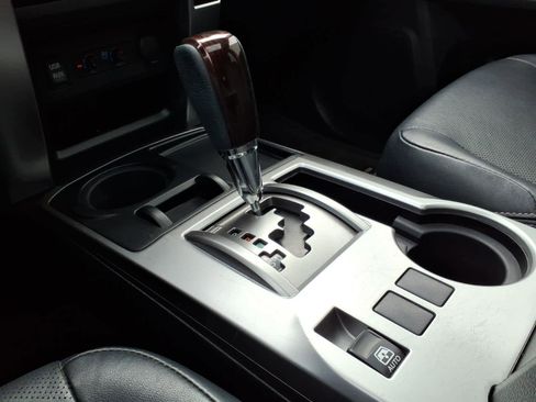 Used 2018 Toyota 4Runner Limited image 15