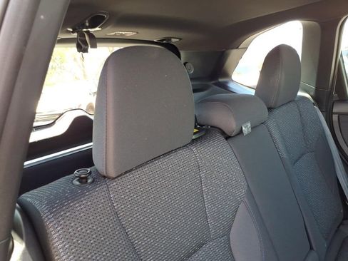 Certified 2025 Subaru Forester Premium AWD/4WD image 22