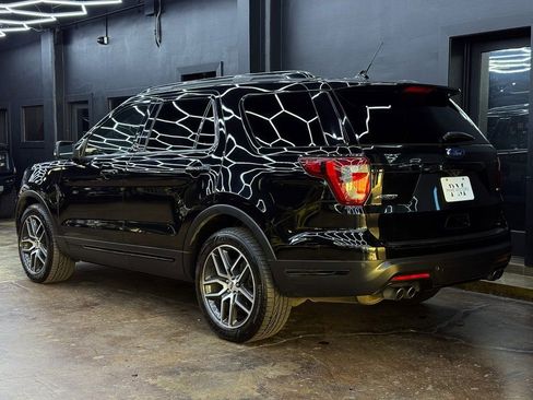 Used 2018 Ford Explorer Sport w/ Equipment Group 401A image 7