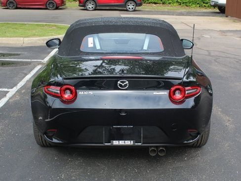 New 2025 MAZDA MX-5 Miata Club w/ Weather Package image 4