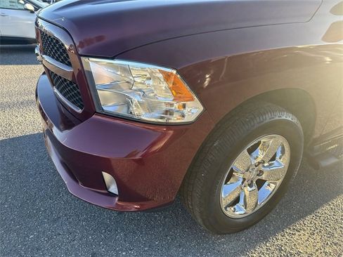 Used 2019 RAM 1500 Express w/ Express Value Package image 30