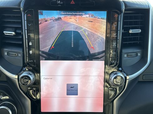 Used 2025 RAM 1500 Big Horn image 31