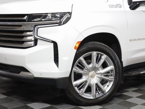 Certified 2021 Chevrolet Suburban High Country image 4