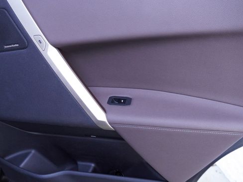 Certified 2023 BMW iX xDrive50 w/ Premium Package image 34