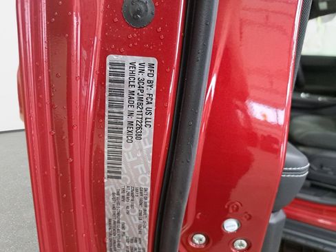 New 2026 Jeep Cherokee Laredo image 30