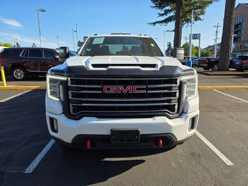 Used 2022 GMC Sierra 2500 AT4 AWD/4WD image 3