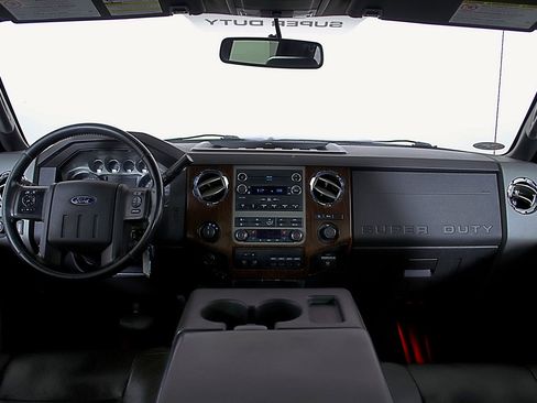 Used 2012 Ford F350 Lariat w/ Chrome Pkg image 12