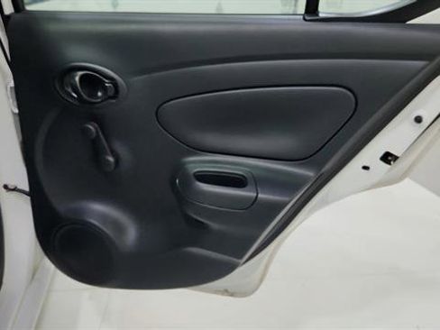 Used 2016 Nissan Versa S Plus image 23