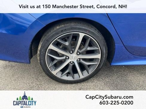 Used 2023 Honda Civic Touring image 7