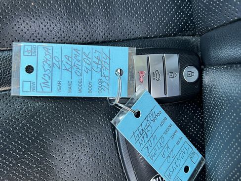 Used 2020 Kia Optima SE image 38