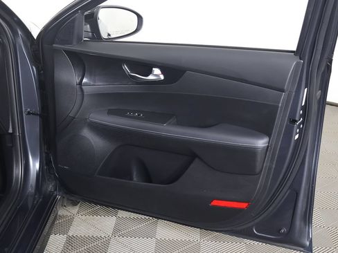 Used 2023 Kia Forte GT-Line w/ GT-Line Premium Package FWD image 25