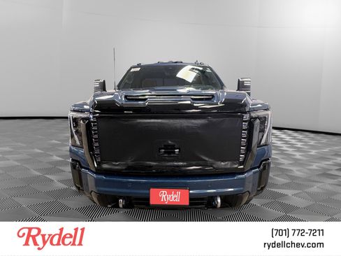 New 2026 GMC Sierra 2500 Denali Ultimate image 9