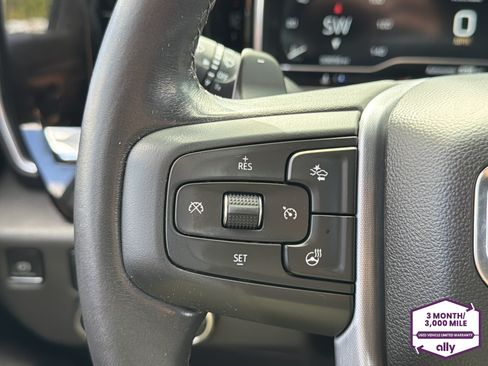 Used 2023 GMC Sierra 1500 SLT w/ SLT Premium Package RWD image 17