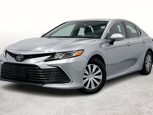 Used 2023 Toyota Camry LE FWD image 14