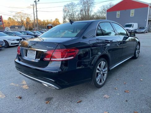 Used 2016 Mercedes-Benz E 350 E 350 4MATIC Sedan 4D image 5