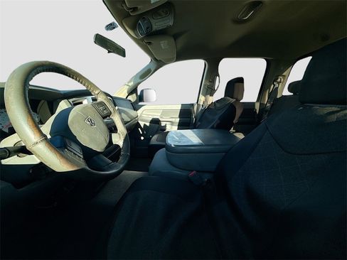 Used 2007 Dodge Ram 2500 Truck SLT image 4