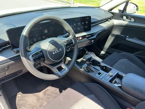 Used 2025 Kia K5 LXS image 17
