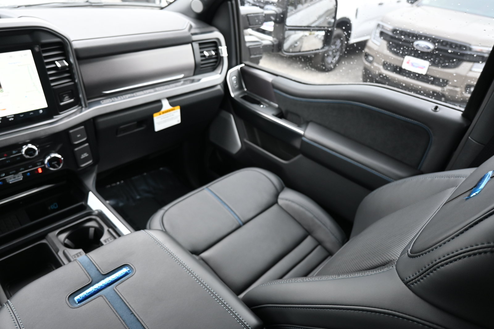 New 2026 Ford F250 Platinum w/ Tremor Off-Road Package AWD/4WD image 33