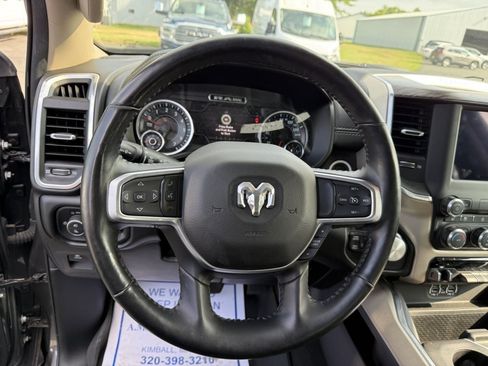 Used 2020 RAM 1500 Laramie AWD/4WD image 18
