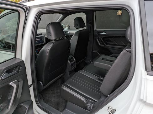 Certified 2024 Volkswagen Tiguan SE R-Line image 20