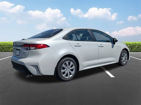 New 2026 Toyota Corolla LE image 4