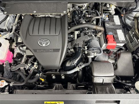 Certified 2025 Toyota Highlander XSE image 47