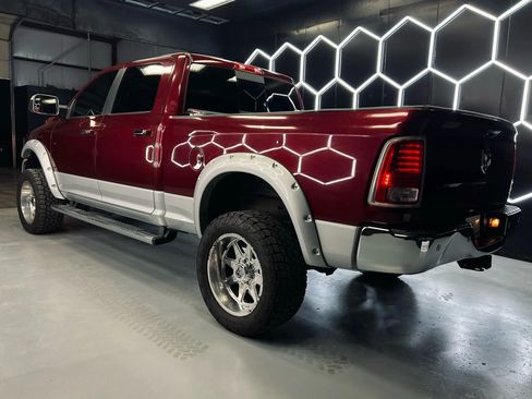 Used 2018 RAM 2500 Laramie image 5