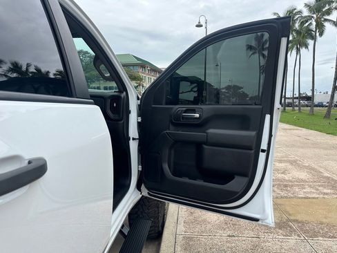 Used 2020 Chevrolet Silverado 2500 W/T w/ WT Convenience Package image 17