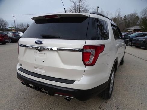 Used 2019 Ford Explorer XLT w/ Equipment Group 202A image 12