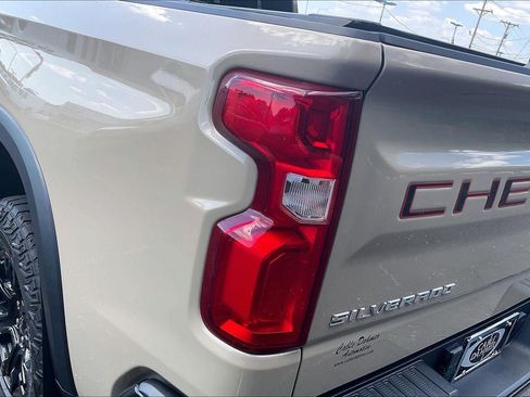 Used 2023 Chevrolet Silverado 1500 ZR2 AWD/4WD image 28