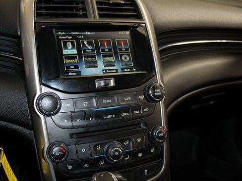 Used 2016 Chevrolet Malibu LTZ image 14