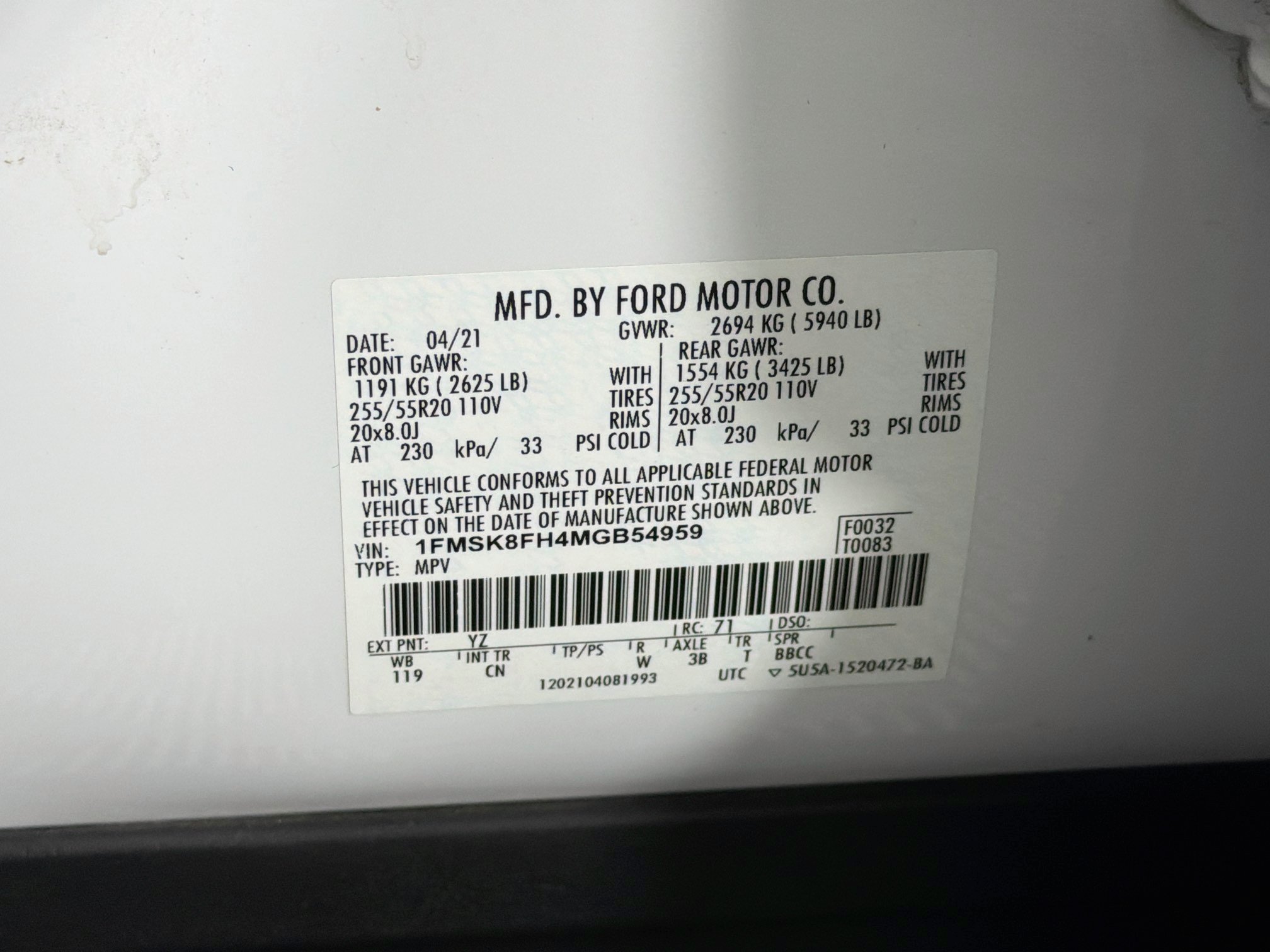 Used 2021 Ford Explorer Limited w/ Equipment Group 301A AWD/4WD image 12