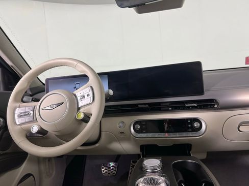 Used 2025 Genesis GV60 Performance image 15