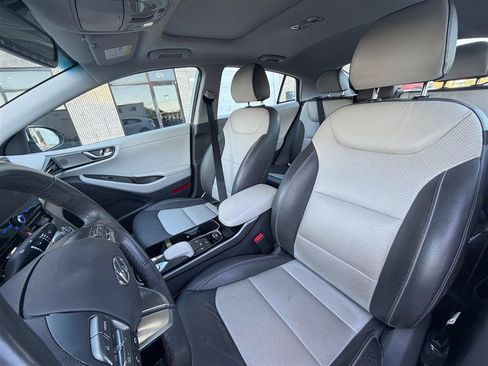 Used 2020 Hyundai Ioniq Limited FWD image 9