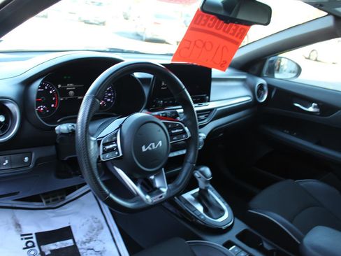 Certified 2023 Kia Forte GT-Line w/ GT-Line Premium Package image 17