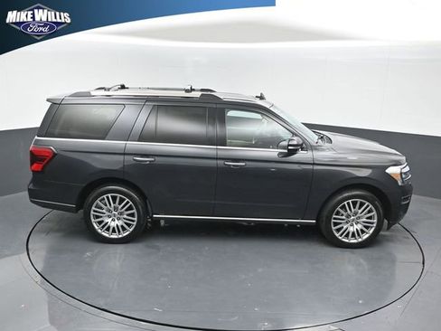 Certified 2022 Ford Expedition Limited RWD image 16
