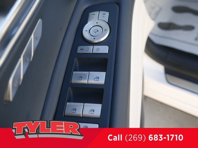 Used 2025 Genesis GV80 3.5T Prestige AWD/4WD image 24